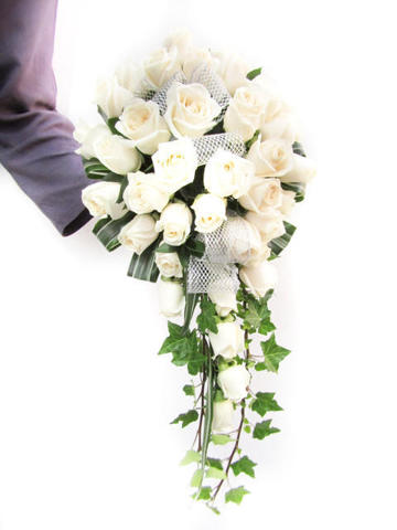 Cream roses bridal bouquet