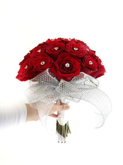 Bridal bouquet with red roses and diamantes