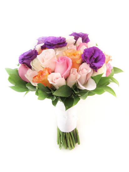 Bridal bouquet with roses and lysianthus